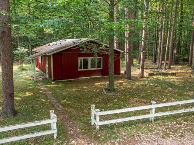 House for sale in Pentwater, Michigan