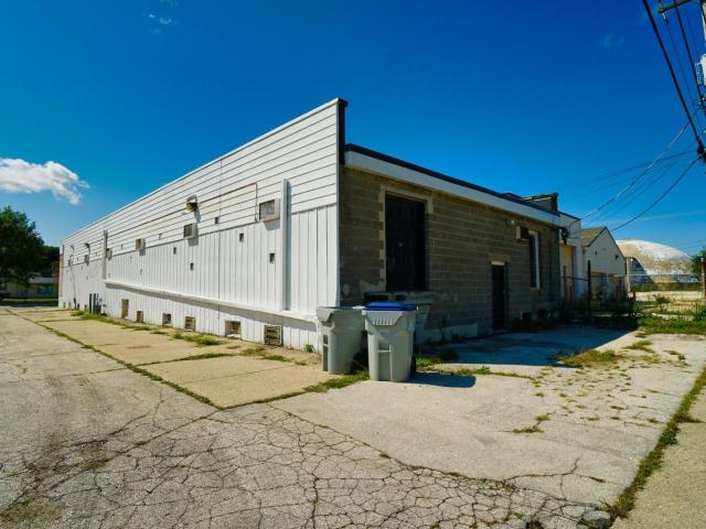 Commercial for sale in Milwaukee, Wisconsin