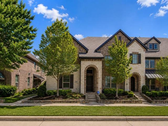 Townhouse for sale in Mckinney, Texas
