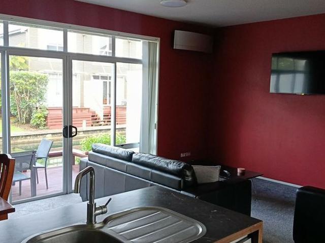 Apartment for rent in Mourea, Bay Of Plenty