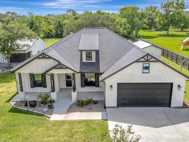 House for sale in Santa Fe, Texas