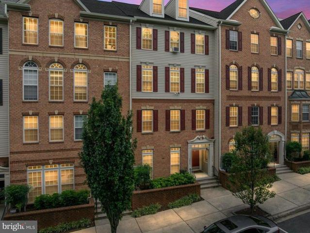 Condo for sale in Elkridge, Maryland