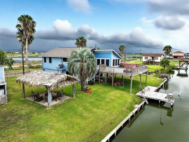 House for sale in Hitchcock, Texas