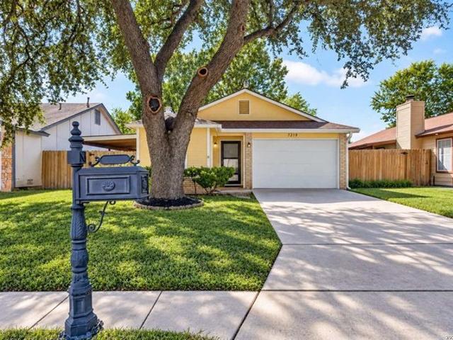House for sale in Leesville, Texas