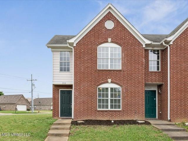 Townhouse for sale in Horn Lake, Mississippi