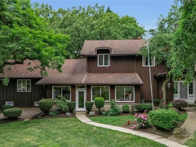 House for sale in Niagara, New York