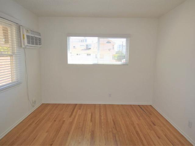 Apartment for rent in Burbank, California