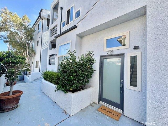 Condo for sale in Hermosa Beach, California