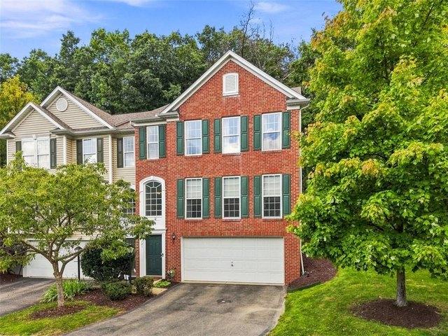 Townhouse for sale in Mars, Pennsylvania