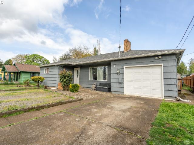 House for sale in Oregonia