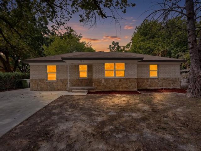 House for sale in Seagoville, Texas