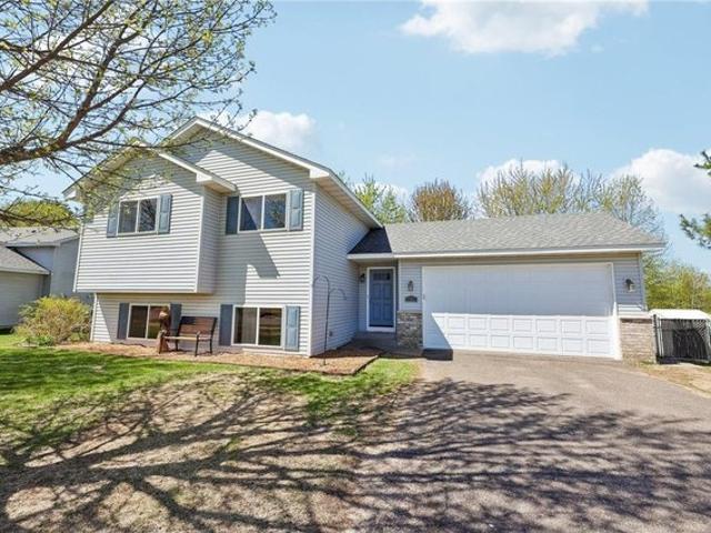 House for sale in Braham, Minnesota