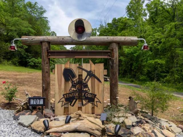 House for sale in Jamestown, Kentucky