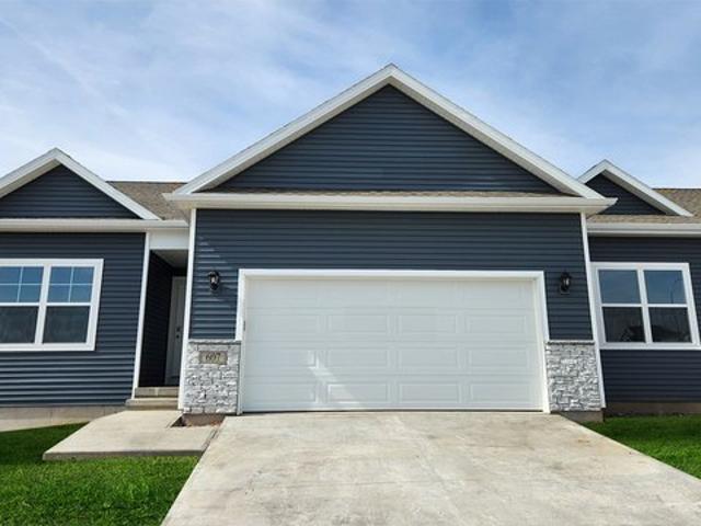 Townhouse for sale in Tiffin, Iowa