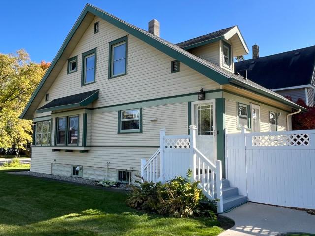 House for sale in Thief River Falls, Pennington County
