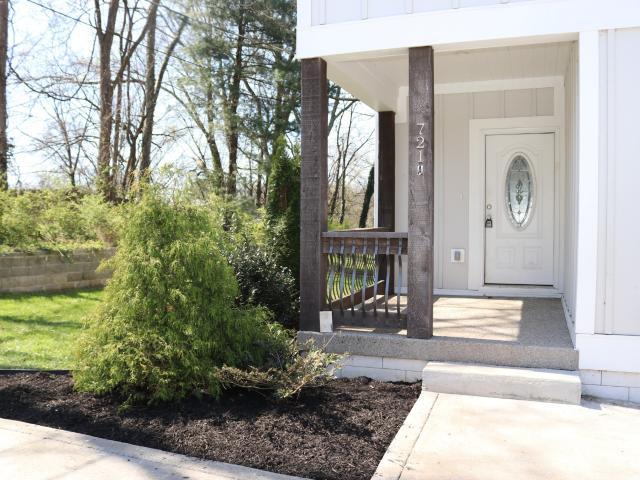 House for sale in Royal Oaks, Columbia