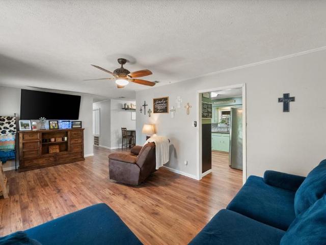 House for sale in Fairfield, Texas