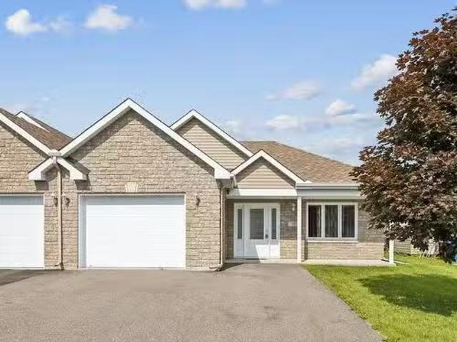 House for sale in Gatineau, Quebec