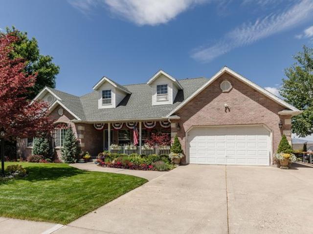 House for sale in Cache, Utah