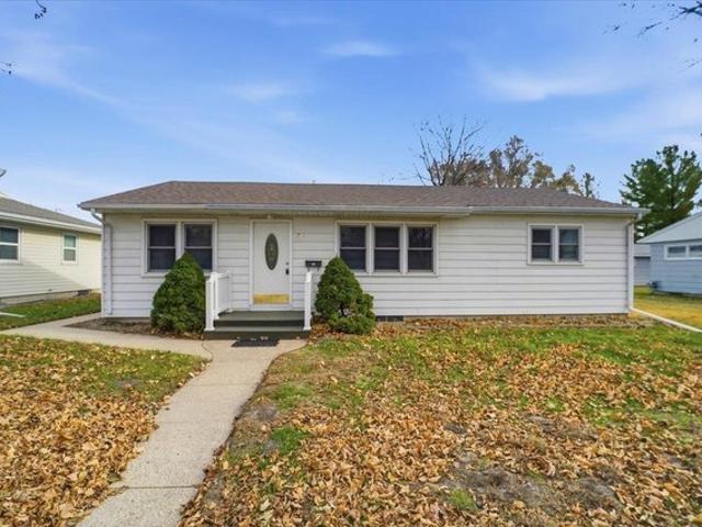 House for sale in Waverly, Iowa