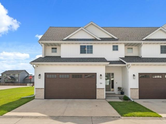 Townhouse for sale in Bondurant, Iowa