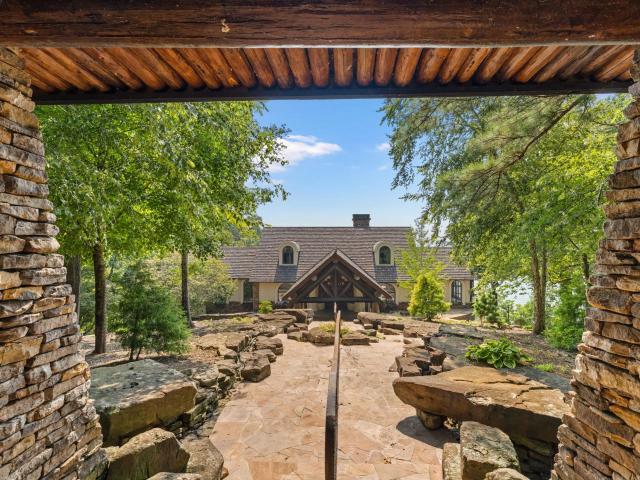 House for sale in Muscle Shoals, Alabama