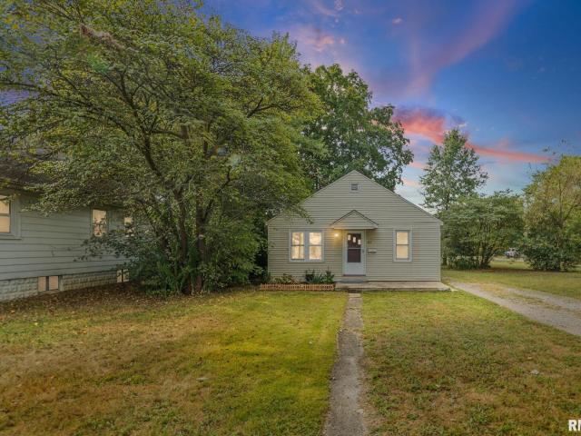 House for sale in Kell, Illinois