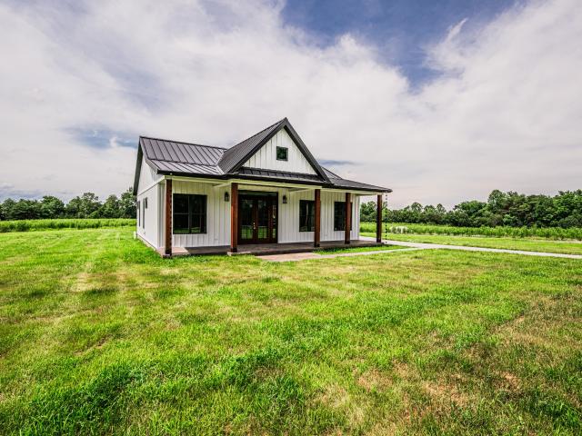 House for sale in Lewisburg, Kentucky