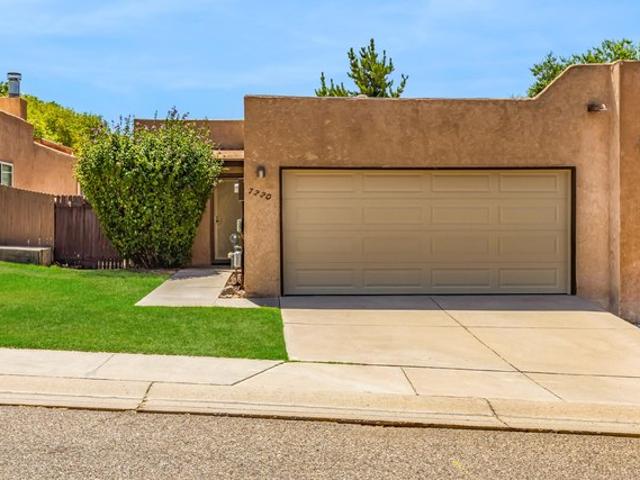 Townhouse for sale in New Mexico