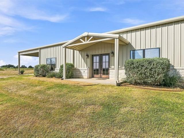 Farm for sale in Ledbetter, Texas