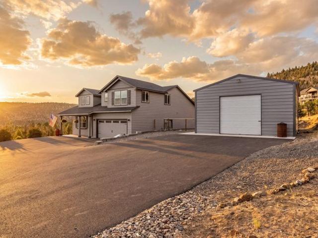 House for sale in Prineville, Crook County