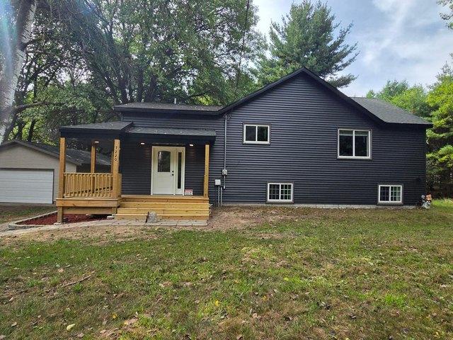 House for sale in Stacy, Minnesota