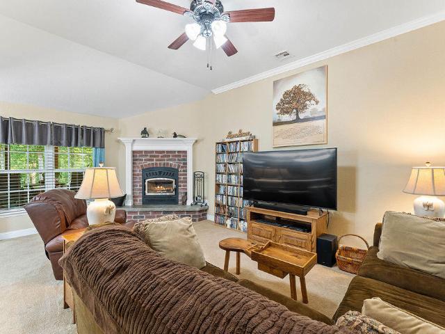 House for sale in Pineville, Missouri