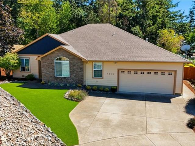 House for sale in Oregonia