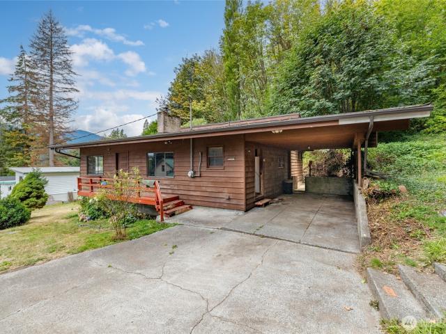 House for sale in Concrete, Washington
