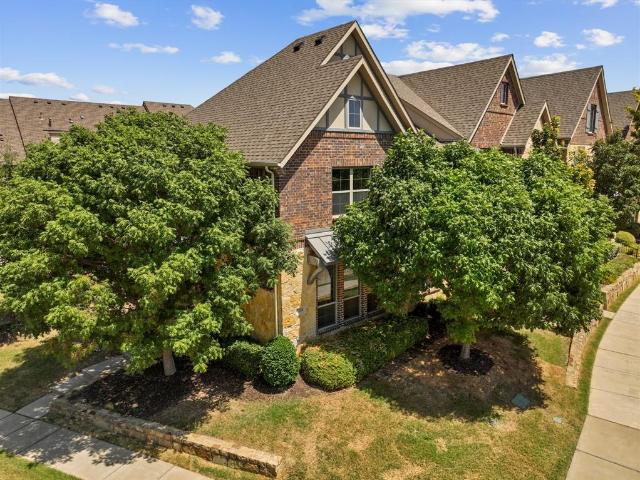 Townhouse for sale in Mckinney, Texas