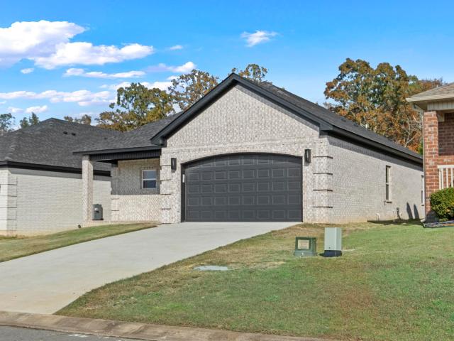 House for sale in Ark