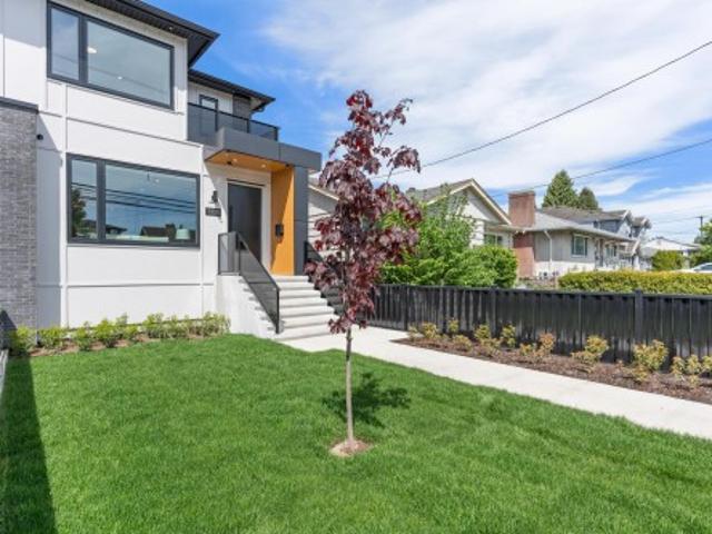 Duplex for sale in New Westminster, British Columbia