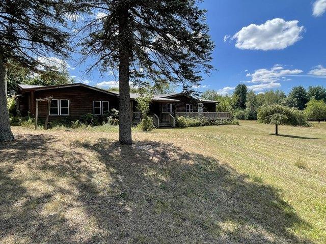 House for sale in Luther, Lake County