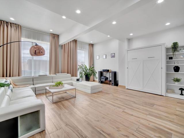 Condo for sale in Lyons, Illinois