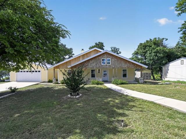 House for sale in Brownwood, Texas