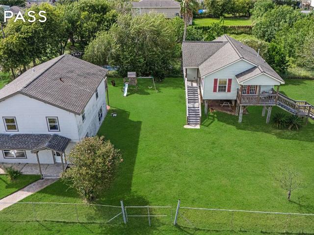 House for sale in Hitchcock, Texas