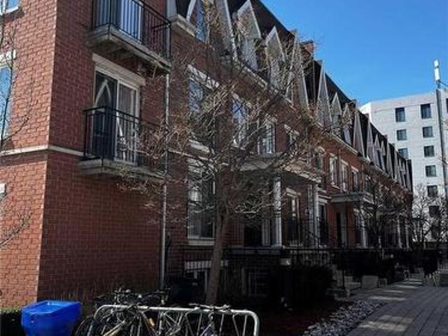 Townhouse for rent in Woburn, Ontario