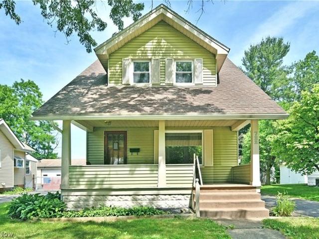 House for sale in Struthers, Ohio