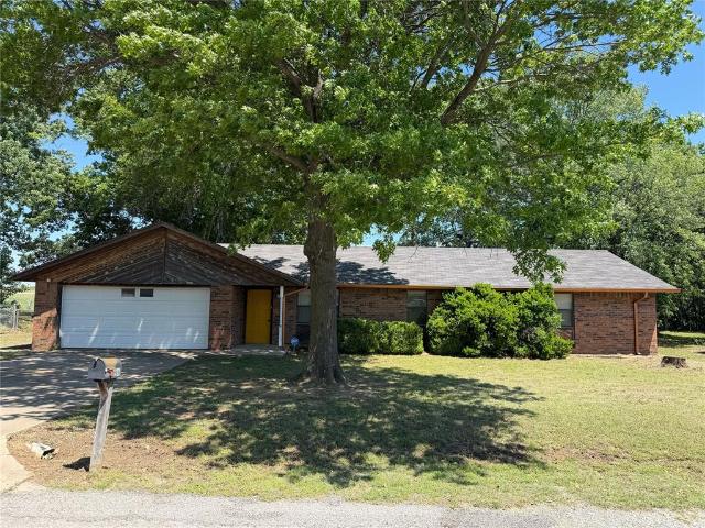 House for sale in Elmore City, Oklahoma