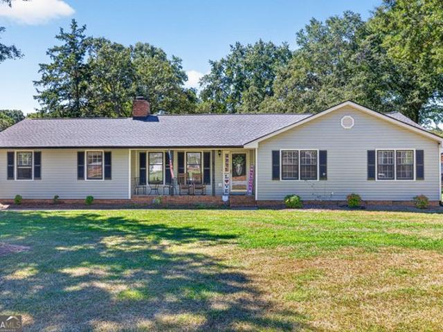 House for sale in Hull, Madison County
