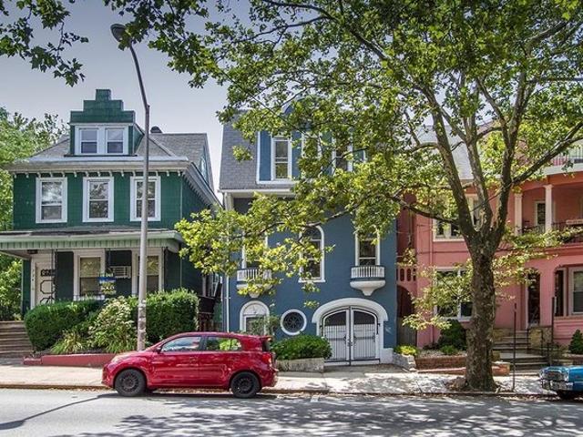 House for sale in Hudson, New Jersey