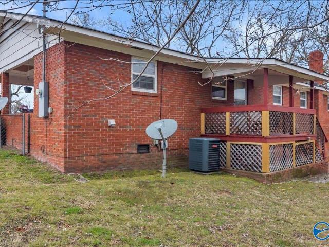 House for sale in Bridgeport, Alabama