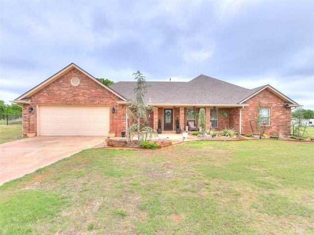 House for sale in Chickasha, Oklahoma
