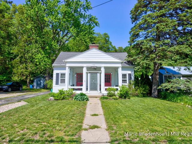 House for sale in Saugatuck, Michigan